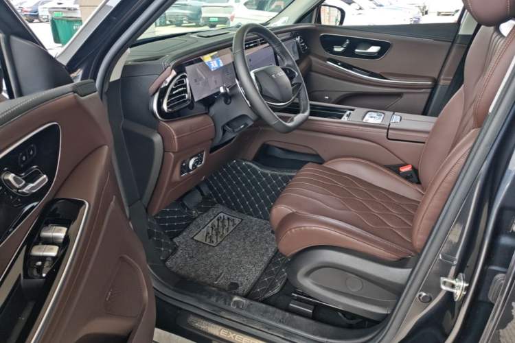 Used EXEED Lanyue 2025 400T Four-Wheel Drive Starry Edition 7-Seater Left Front Seat