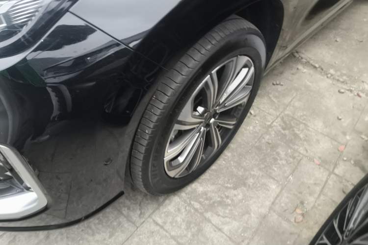 Used EXEED Lanyue 2025 400T Four-Wheel Drive Star Prestige Edition 6 Seats Left Front Wheel Hub