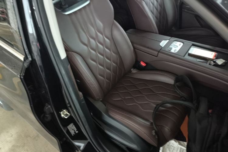 Used EXEED Lanyue 2025 400T Four-Wheel Drive Starry Edition 7-Seater Right Front Seat