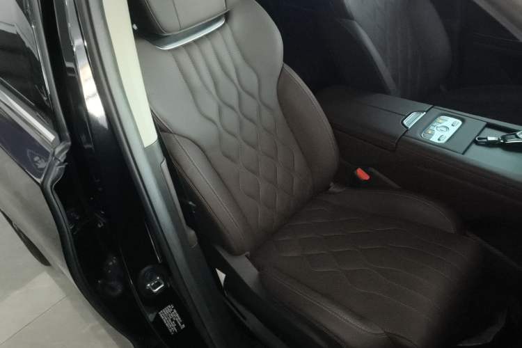 Used EXEED Lanyue 2025 400T Two-Wheel Drive Starlight Edition 7 Seats Right Front Seat