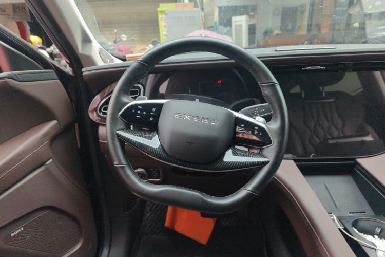 Used EXEED Lanyue 2025 400T Four-Wheel Drive Starry Edition 7-Seater Steering Wheel