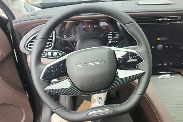 Used EXEED Lanyue 2026 400T Two-Wheel-Drive Starry Edition 7-Seater Steering Wheel