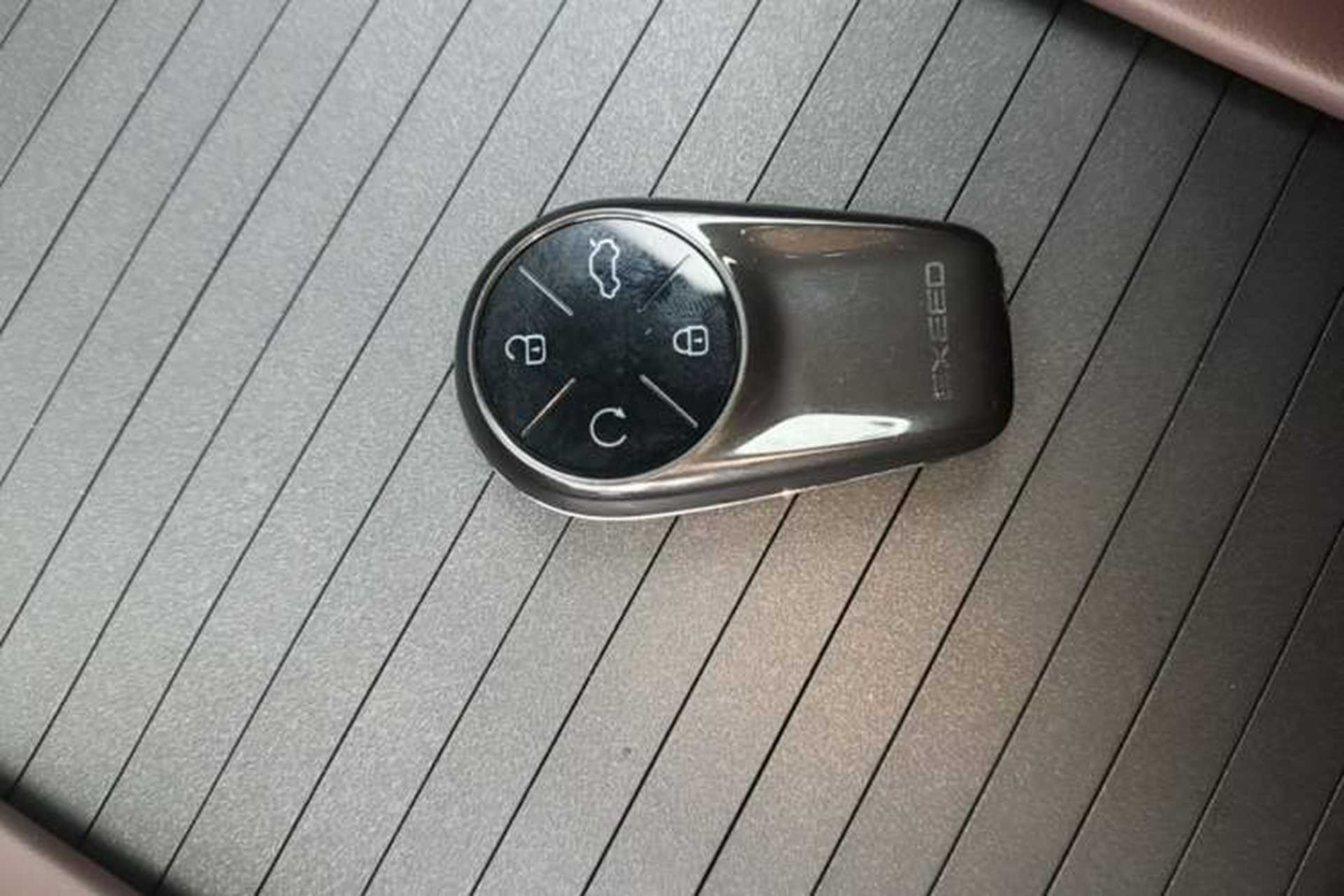 Used EXEED Lanyue 2026 400T Two-Wheel-Drive Starry Edition 7-Seater Vehicle Key