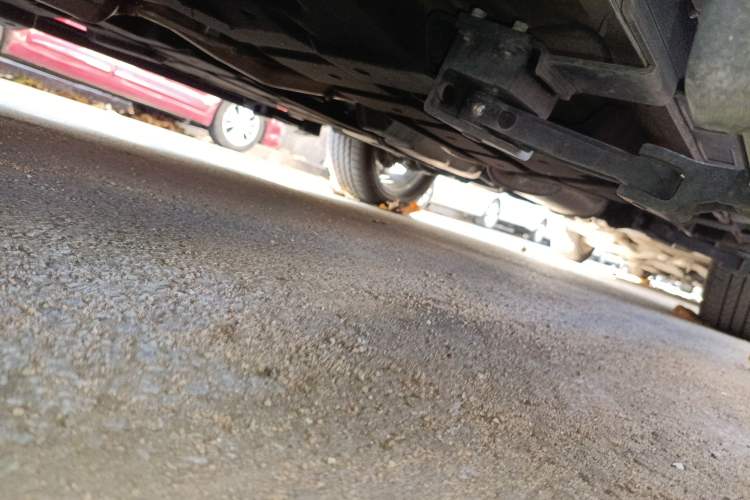 Used EXEED Lanyue 2025 400T Four-Wheel Drive Starry Edition 7-Seater Chassis Front Left