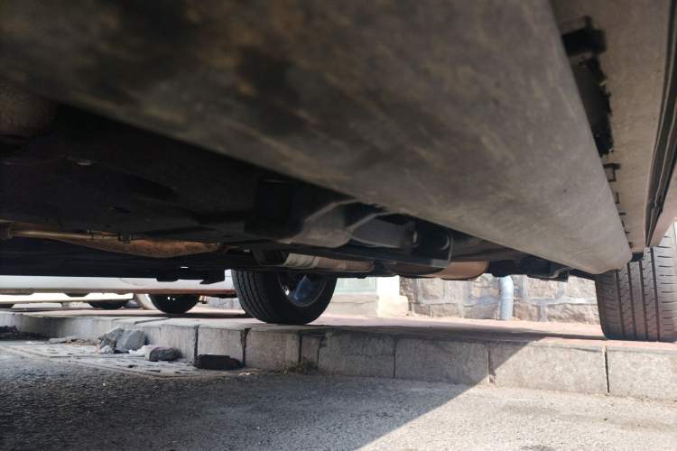 Used EXEED Lanyue 2025 400T Four-Wheel Drive Starry Edition 7-Seater Chassis Front Left