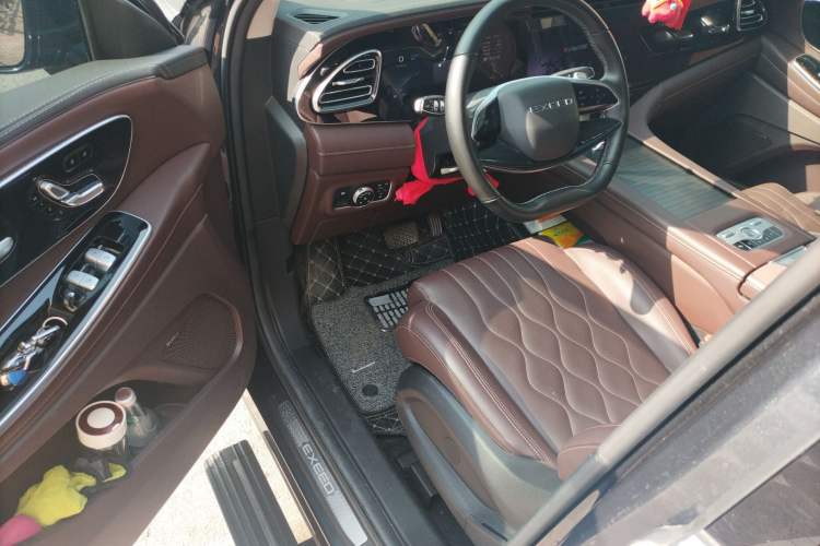 Used EXEED Lanyue 2025 400T Four-Wheel Drive Starry Edition 7-Seater Driver Seat