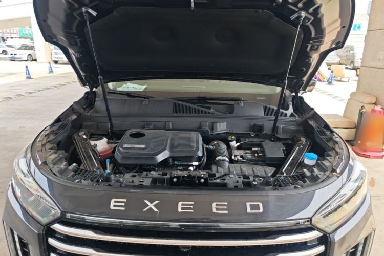 Used EXEED Lanyue 2025 400T Four-Wheel Drive Starry Edition 7-Seater Engine Bay