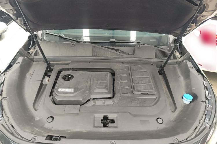 Used EXEED Lanyue 2025 400T Four-Wheel Drive Starry Edition 7-Seater Engine Bay