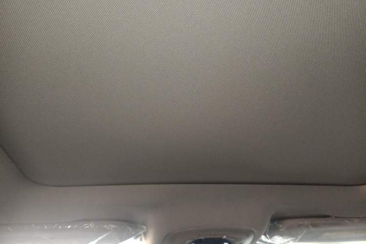 Used EXEED Lanyue 2025 400T Four-Wheel Drive Starry Edition 7-Seater Headliner