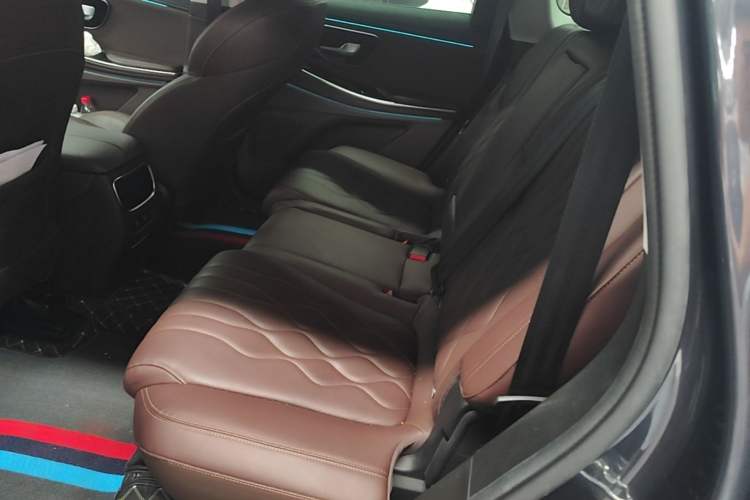 Used EXEED Lanyue 2025 400T Four-Wheel Drive Starry Edition 7-Seater Left Rear Seat