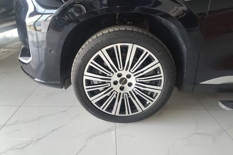 Used EXEED Lanyue 2026 400T Four-Wheel-Drive Flying Fish Edition 6-Seater Exterior 1