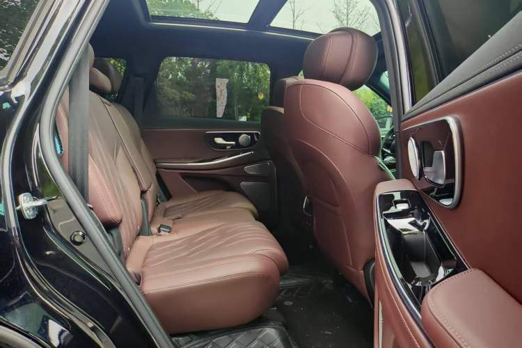 Used EXEED Lanyue 2026 Model 400T Four-Wheel-Drive Flying Fish Edition 7-Seater Interior 6
