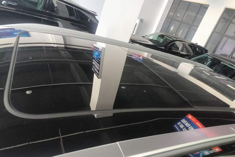 Used EXEED Lanyue 2026 400T Four-Wheel-Drive Flying Fish Edition 6-Seater Roof