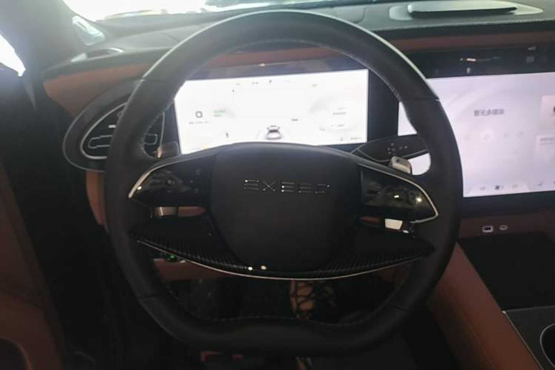 Used EXEED Lanyue 2026 400T Four-Wheel-Drive Flying Fish Edition 6-Seater Steering Wheel
