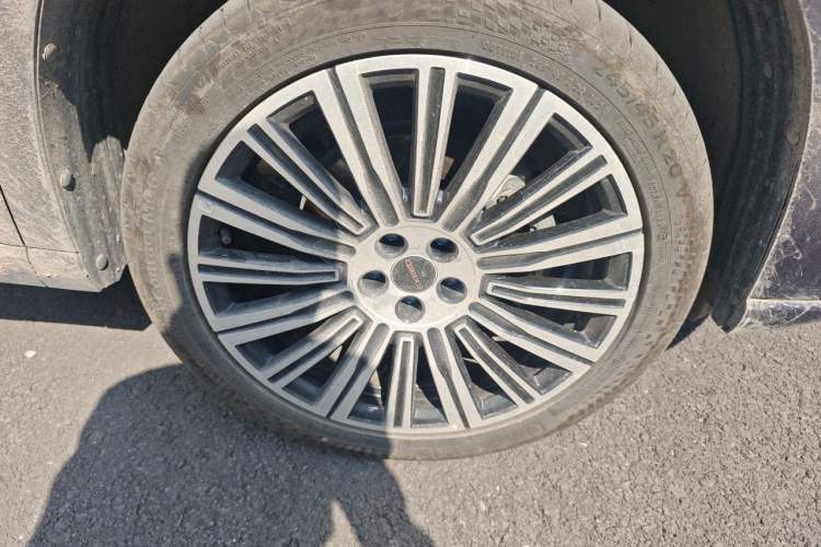 Used EXEED Lanyue 2026 400T Four-Wheel-Drive Flying Fish Edition 6-Seater Right Front Wheel Hub