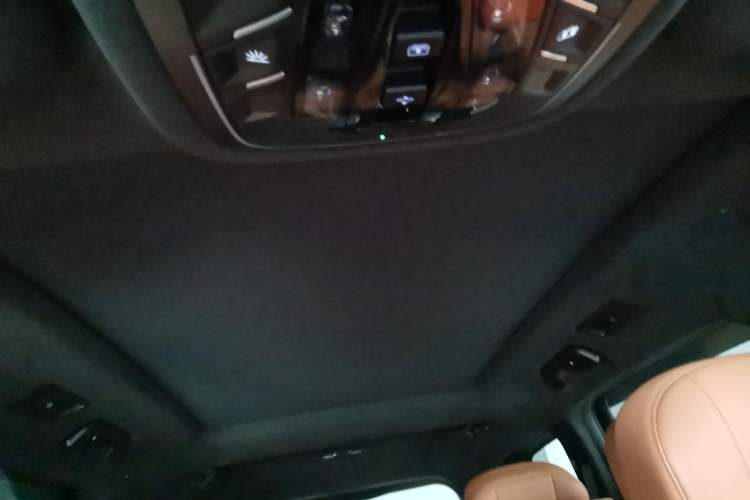 Used EXEED Lanyue C-DM 2025 180 Ultra-Long Range Ultra All-Wheel Drive 7-Seater Headliner