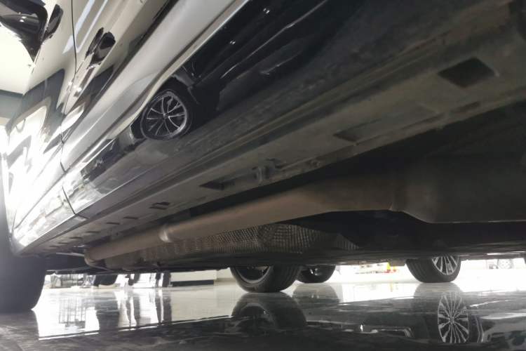 Used EXEED Lanyue C-DM 2025 180 Ultra-Long Range Ultra All-Wheel Drive 7-Seater Left Side Sill
