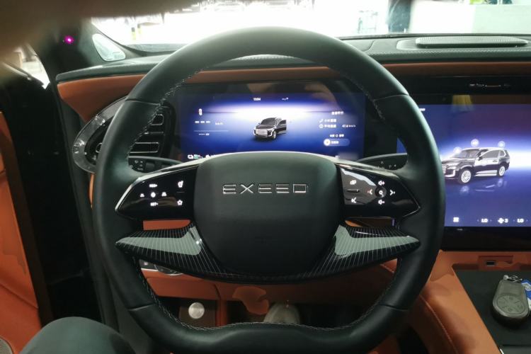 Used EXEED Lanyue C-DM 2025 180 Ultra-Long Range Ultra All-Wheel Drive 7-Seater Steering Wheel