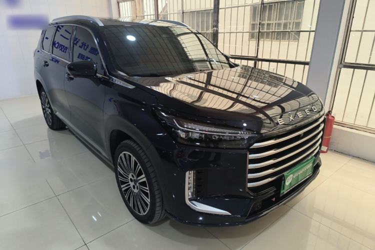 Used EXEED Lanyue C-DM 2025 180 Ultra-Long Range Ultra All-Wheel Drive 6-Seater Front Right 45 Deg