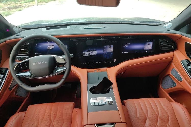 Used EXEED Lanyue C-DM 2025 180 Ultra-Long Range Ultra All-Wheel Drive 6-Seater Interior 3