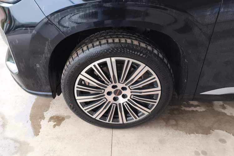 Used EXEED Lanyue C-DM 2025 180 Ultra-Long Range Ultra All-Wheel Drive 6-Seater Left Front Wheel Hub