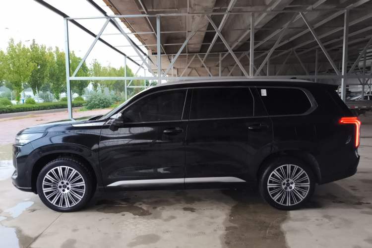 Used EXEED Lanyue C-DM 2025 180 Ultra-Long Range Ultra All-Wheel Drive 6-Seater Left Side
