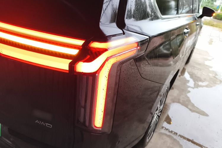 Used EXEED Lanyue C-DM 2025 180 Ultra-Long Range Ultra All-Wheel Drive 6-Seater Right Rear Taillight