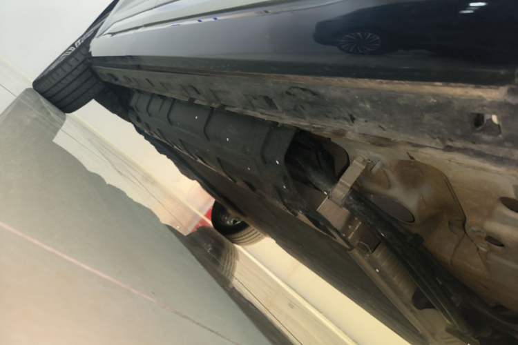 Used EXEED Lanyue C-DM 2025 180 Ultra-Long Range Ultra All-Wheel Drive 6-Seater Right Side Sill