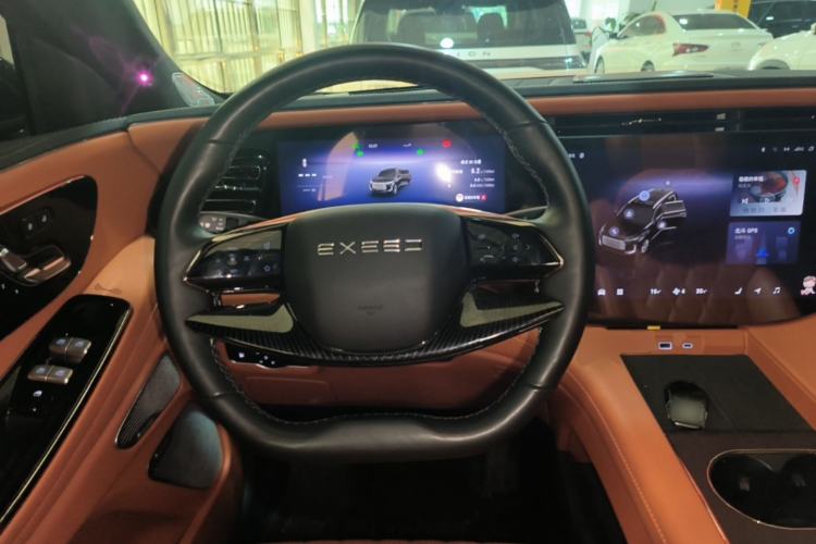 Used EXEED Lanyue C-DM 2025 180 Ultra-Long Range Ultra All-Wheel Drive 6-Seater Steering Wheel