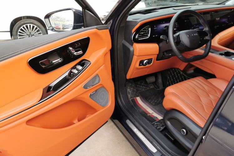 Used EXEED Lanyue C-DM 2025 180 Ultra-Long Range Ultra All-Wheel Drive 6-Seater Driver Seat