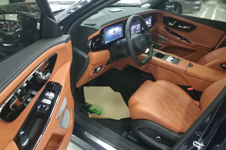 Used EXEED Lanyue C-DM 2025 180 Ultra-Long Range Ultra All-Wheel Drive 6-Seater Driver Seat