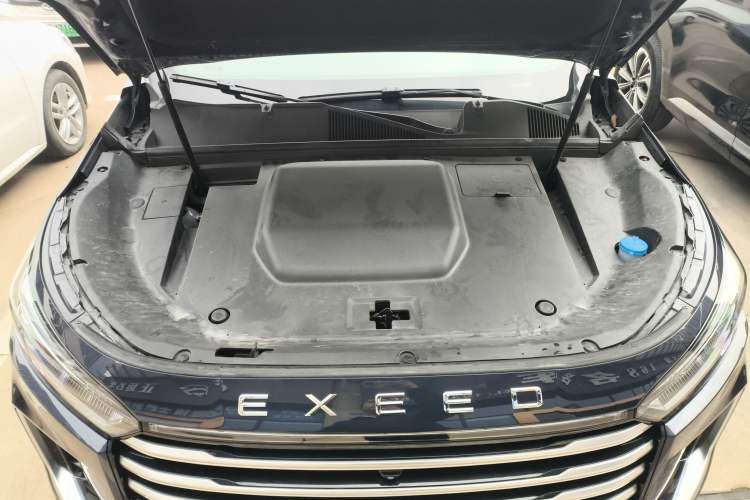 Used EXEED Lanyue C-DM 2025 180 Ultra-Long Range Ultra All-Wheel Drive 6-Seater Engine Bay