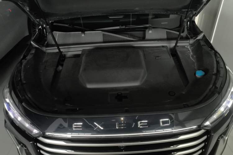 Used EXEED Lanyue C-DM 2025 180 Ultra-Long Range Ultra All-Wheel Drive 6-Seater Engine Bay