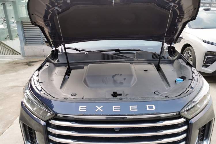 Used EXEED Lanyue C-DM 2025 180 Ultra-Long Range Ultra All-Wheel Drive 6-Seater Engine Bay