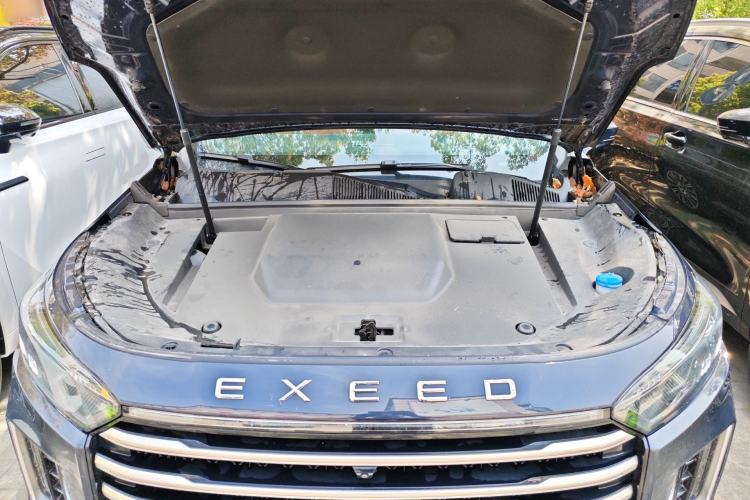 Used EXEED Lanyue C-DM 2025 180 Ultra-Long Range Ultra All-Wheel Drive 6-Seater Engine Bay