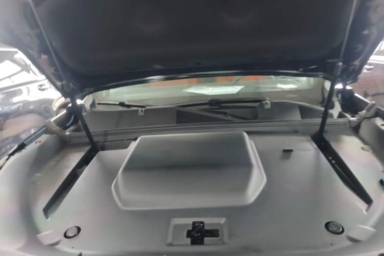 Used EXEED Lanyue C-DM 2025 180 Ultra-Long Range Ultra All-Wheel Drive 6-Seater Engine Bay