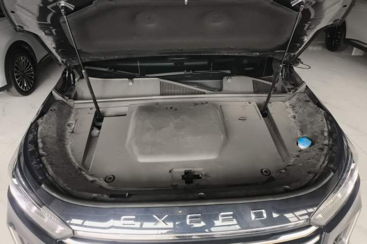 Used EXEED Lanyue C-DM 2025 180 Ultra-Long Range Ultra All-Wheel Drive 6-Seater Engine Bay