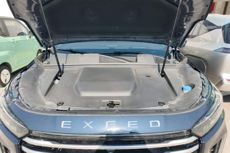 Used EXEED Lanyue C-DM 2025 180 Ultra-Long Range Ultra All-Wheel Drive 6-Seater Engine Bay