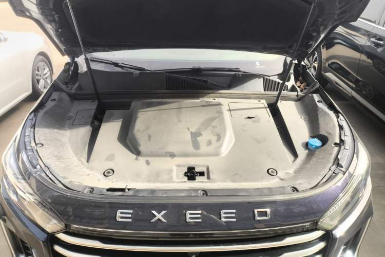 Used EXEED Lanyue C-DM 2025 180 Ultra-Long Range Ultra All-Wheel Drive 6-Seater Engine Bay