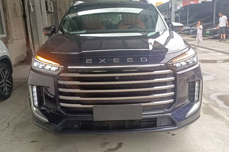 Used EXEED Lanyue C-DM 2025 180 Ultra-Long Range Ultra All-Wheel Drive 6-Seater Front