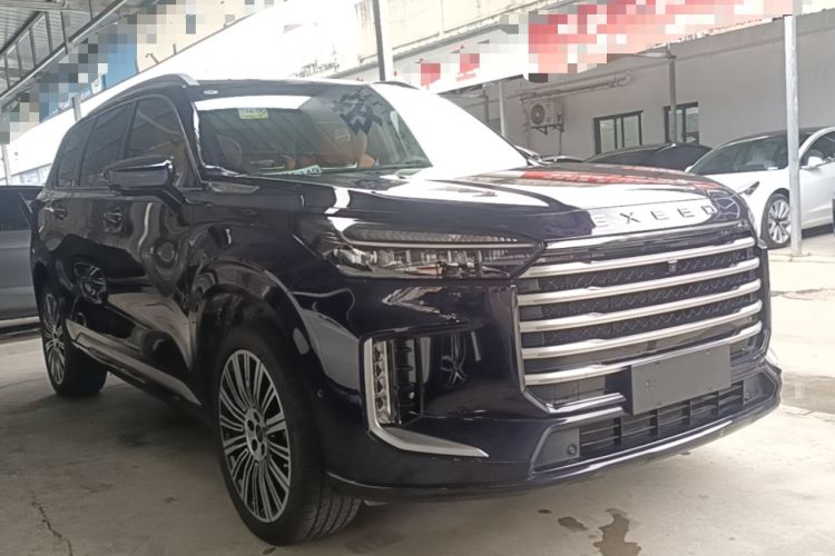 Used EXEED Lanyue C-DM 2025 180 Ultra-Long Range Ultra All-Wheel Drive 6-Seater Front Right 45 Deg