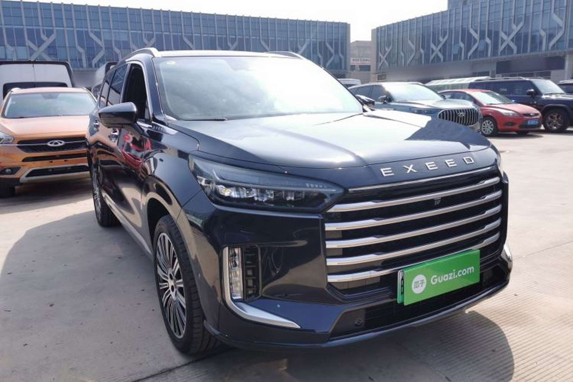 Used EXEED Lanyue C-DM 2025 180 Ultra-Long Range Ultra All-Wheel Drive 6-Seater Front Right 45 Deg
