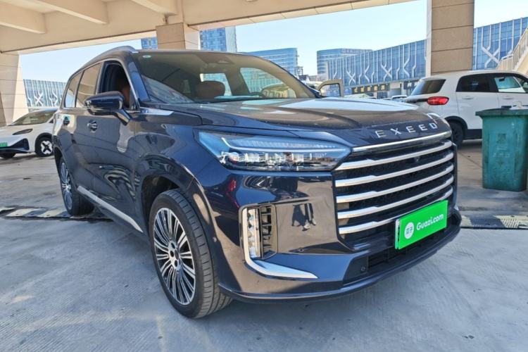Used EXEED Lanyue C-DM 2025 180 Ultra-Long Range Ultra All-Wheel Drive 6-Seater Front Right 45 Deg