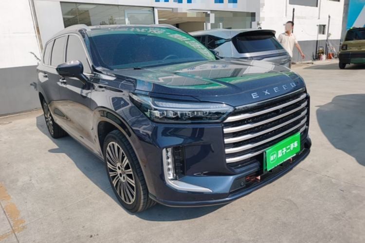 Used EXEED Lanyue C-DM 2025 180 Ultra-Long Range Ultra All-Wheel Drive 6-Seater Front Right 45 Deg