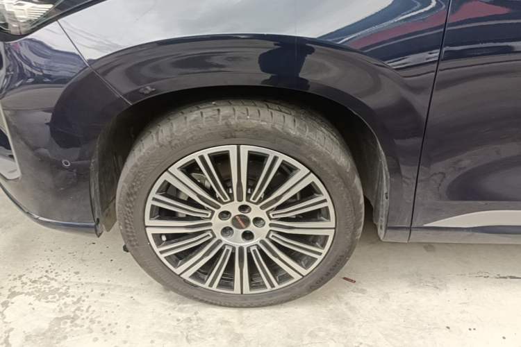 Used EXEED Lanyue C-DM 2025 180 Ultra-Long Range Ultra All-Wheel Drive 6-Seater Left Front Wheel Hub