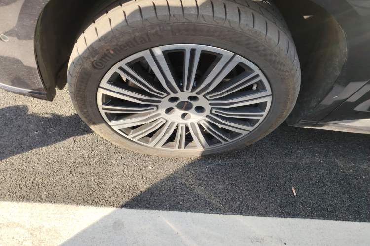 Used EXEED Lanyue C-DM 2025 180 Ultra-Long Range Ultra All-Wheel Drive 6-Seater Left Front Wheel Hub