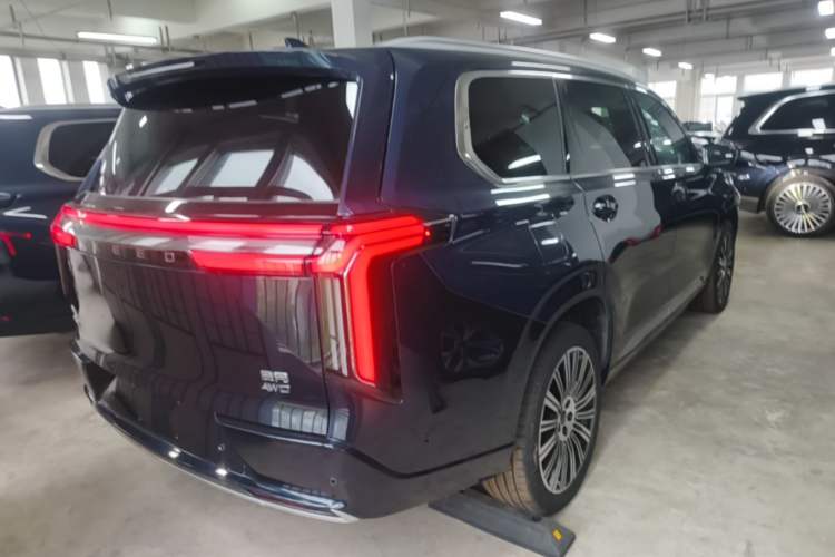 Used EXEED Lanyue C-DM 2025 180 Ultra-Long Range Ultra All-Wheel Drive 6-Seater Rear Right 45 Deg