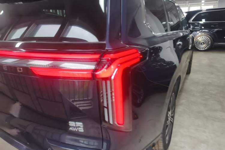 Used EXEED Lanyue C-DM 2025 180 Ultra-Long Range Ultra All-Wheel Drive 6-Seater Right Rear Taillight