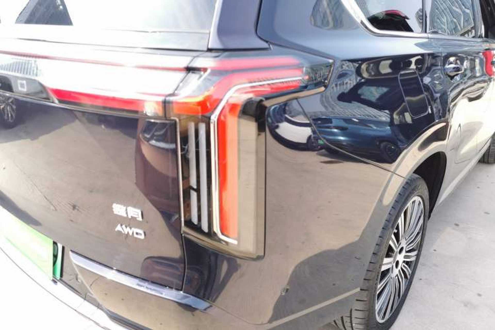 Used EXEED Lanyue C-DM 2025 180 Ultra-Long Range Ultra All-Wheel Drive 6-Seater Right Rear Taillight