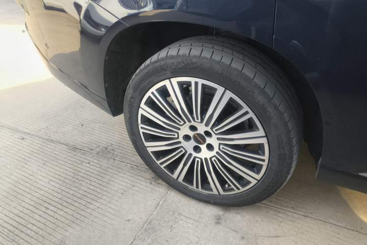Used EXEED Lanyue C-DM 2025 180 Ultra-Long Range Ultra All-Wheel Drive 6-Seater Right Rear Wheel Hub